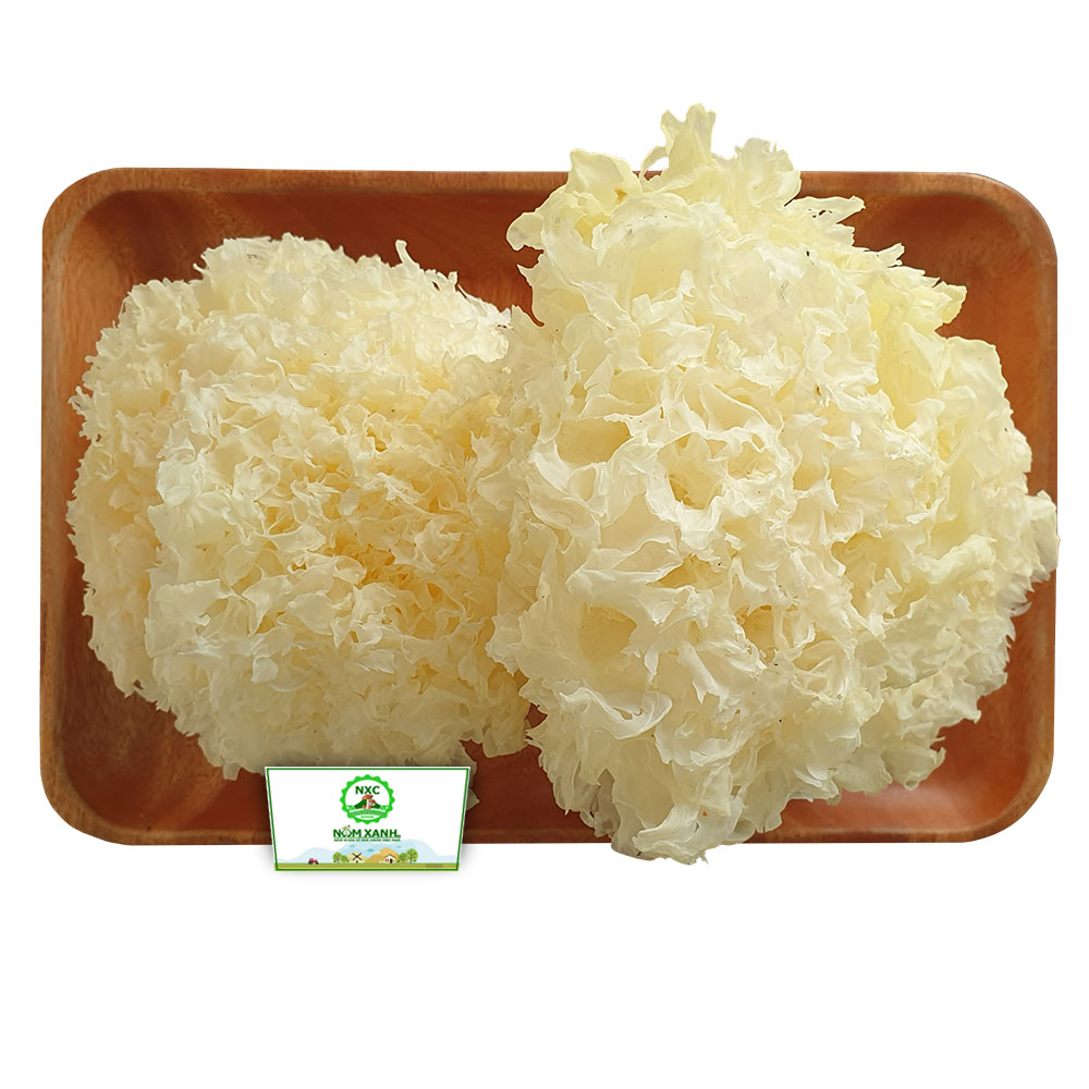 Cách nấu chè dưỡng nhan nấm tuyết và hạt sen